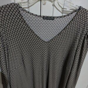 ~NWOT Women's blouse